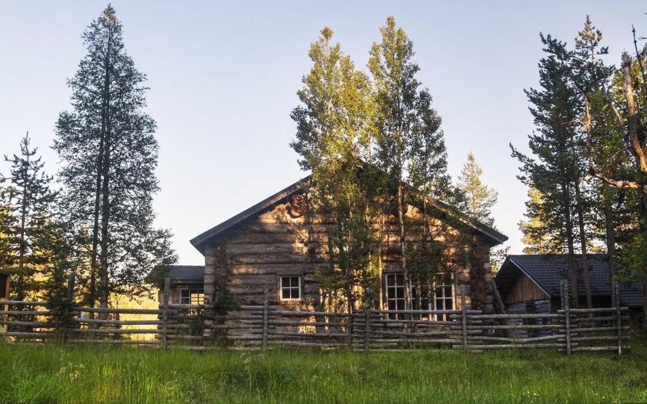 Kuukkeli Apartments Pikku-Hirvas Ja Porotokka Saariselkä Extérieur photo