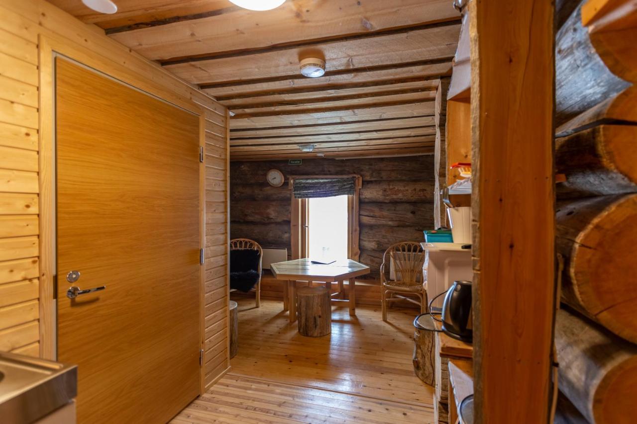 Kuukkeli Apartments Pikku-Hirvas Ja Porotokka Saariselkä Extérieur photo