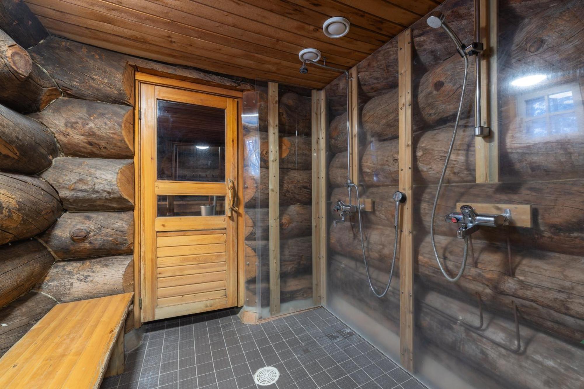 Kuukkeli Apartments Pikku-Hirvas Ja Porotokka Saariselkä Extérieur photo