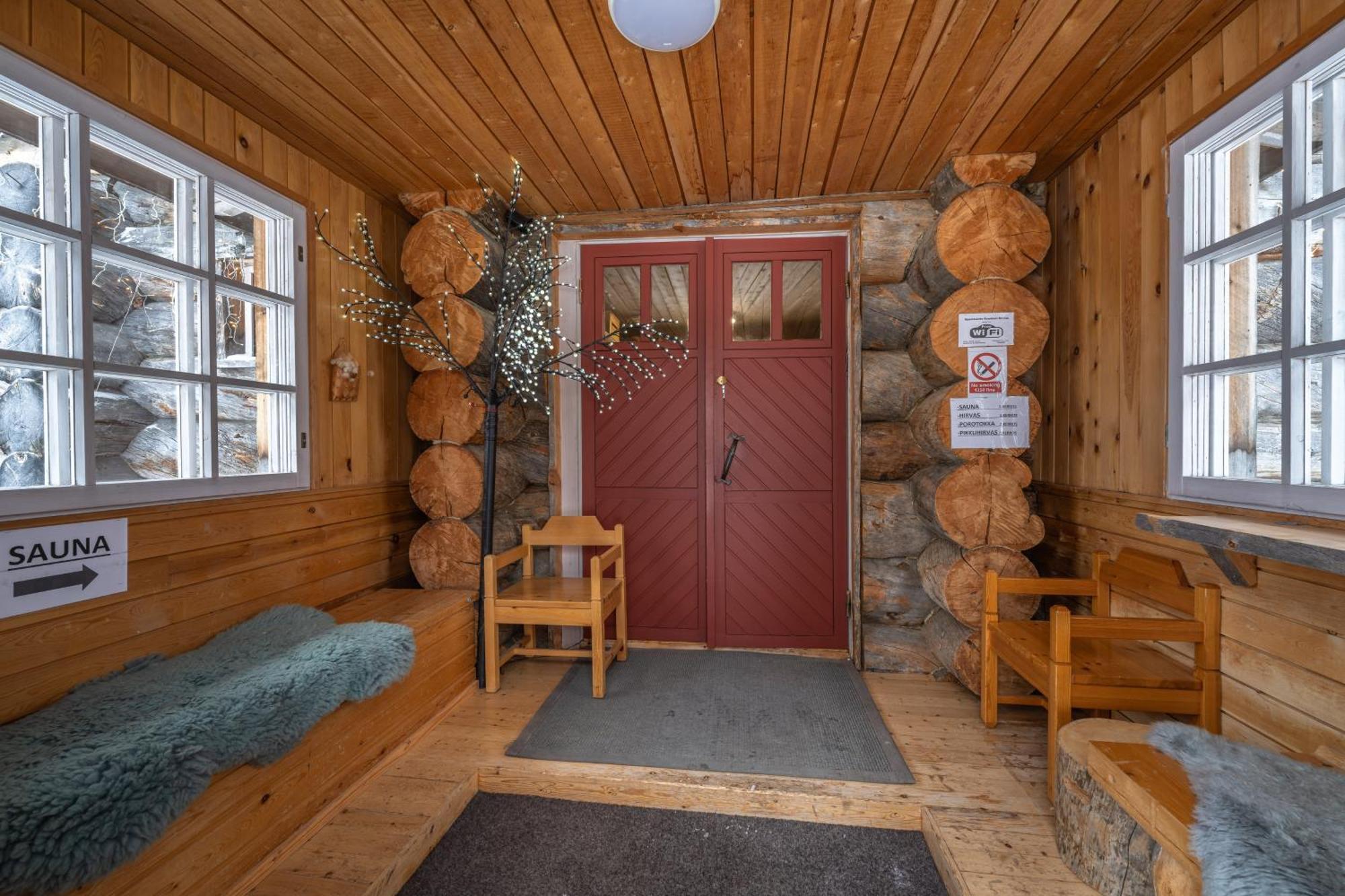 Kuukkeli Apartments Pikku-Hirvas Ja Porotokka Saariselkä Extérieur photo