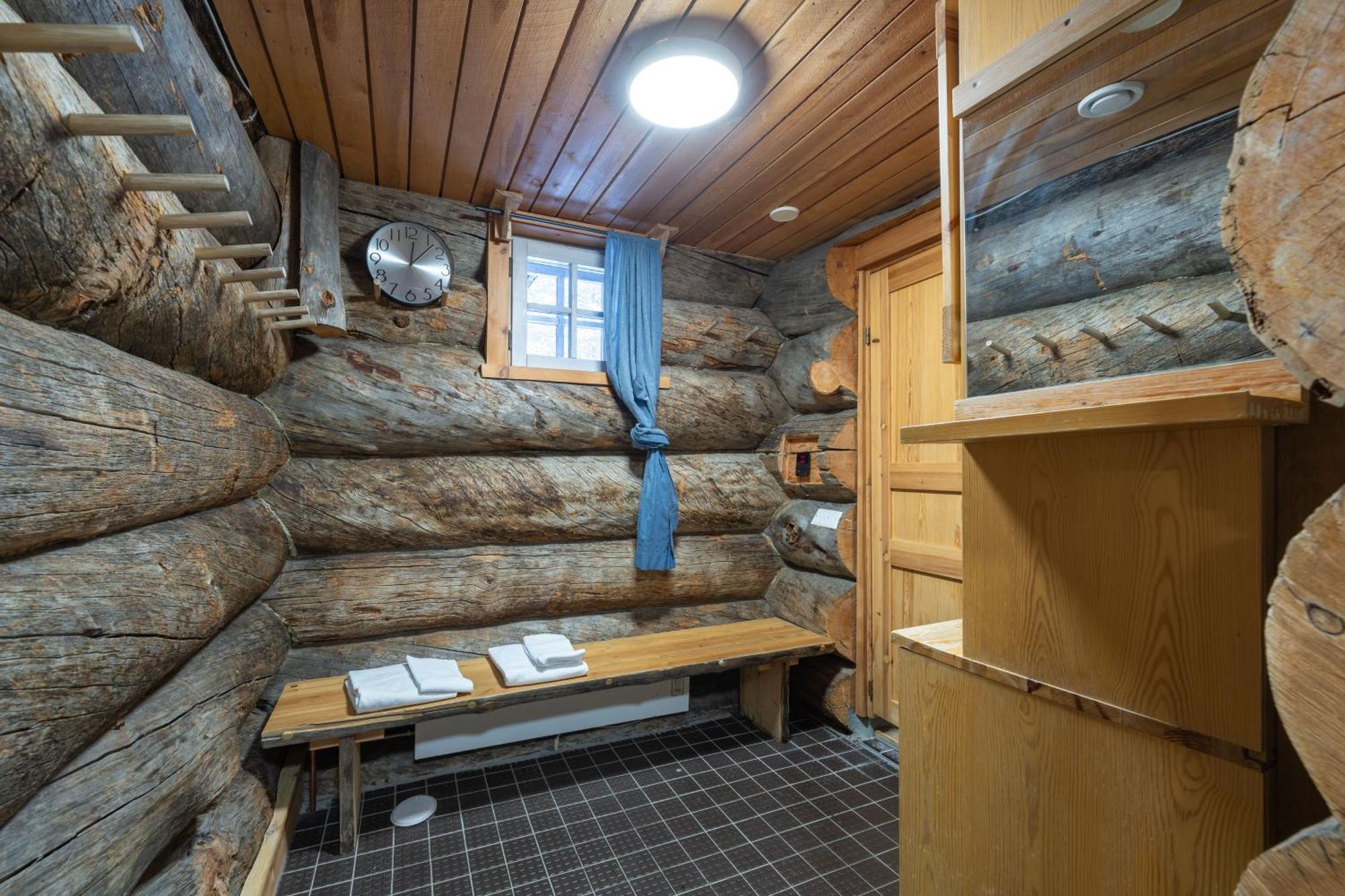Kuukkeli Apartments Pikku-Hirvas Ja Porotokka Saariselkä Extérieur photo
